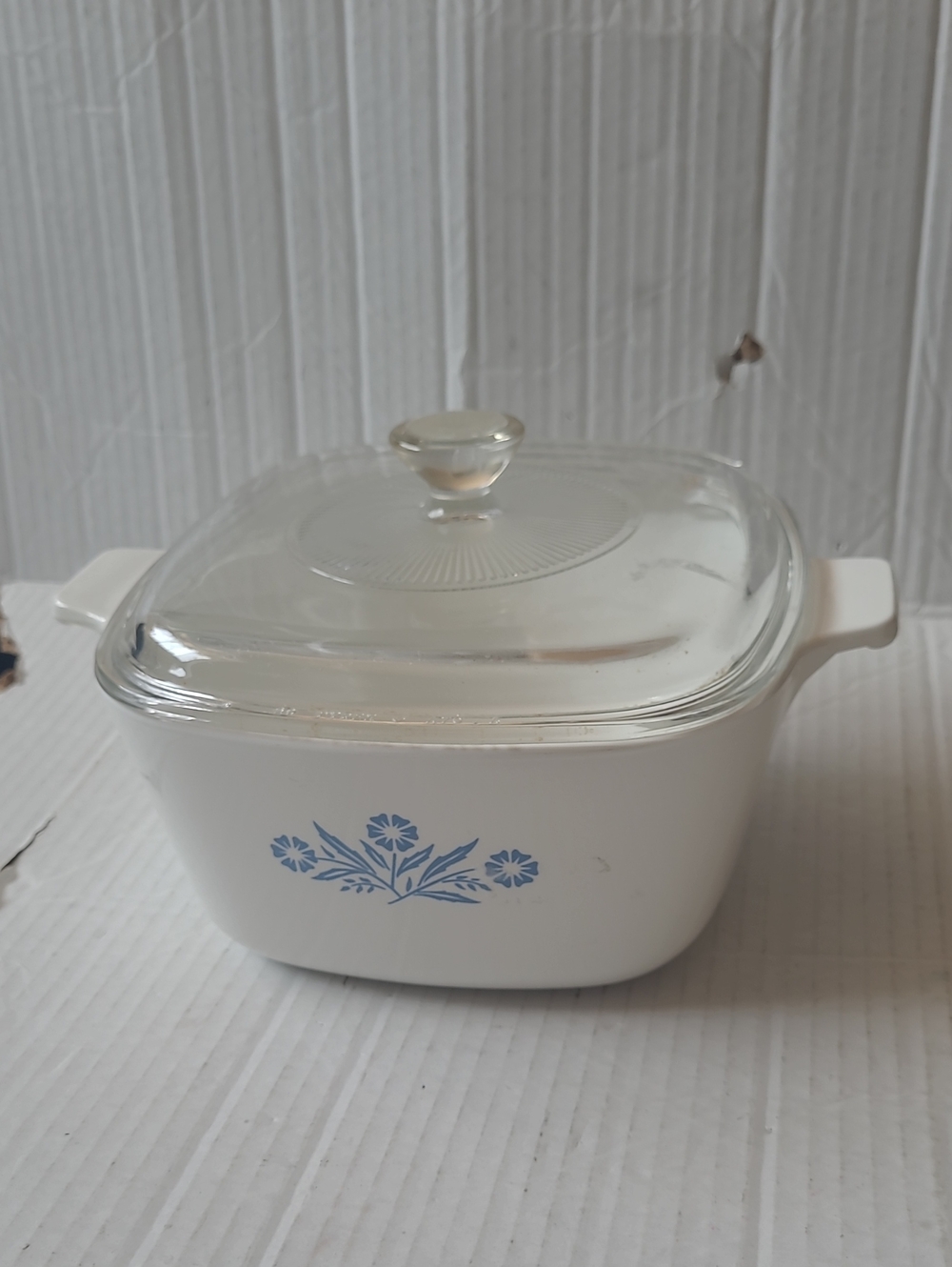 Corning Ware Blue Cornflower 7 Cup Casserole Dish P1 3/4-B With Lid (Canada)
